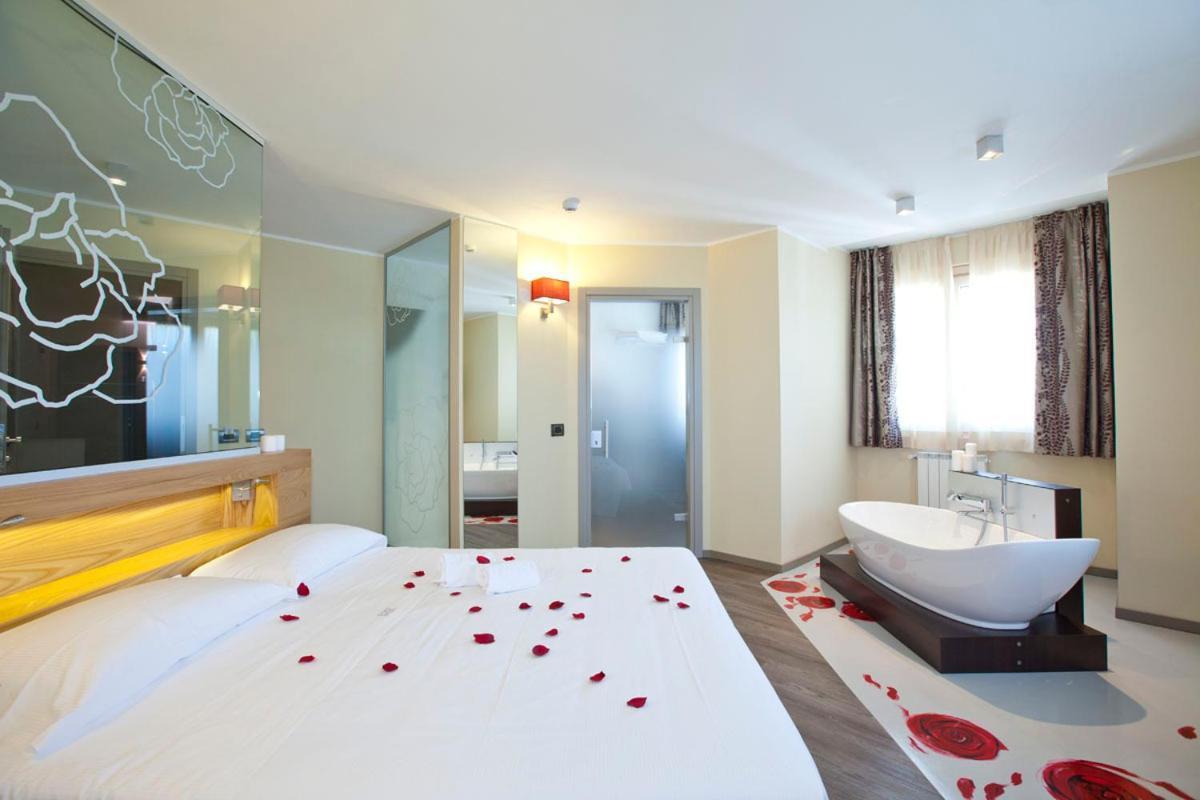 Harmony Suite Hotel Selvino Ngoại thất bức ảnh