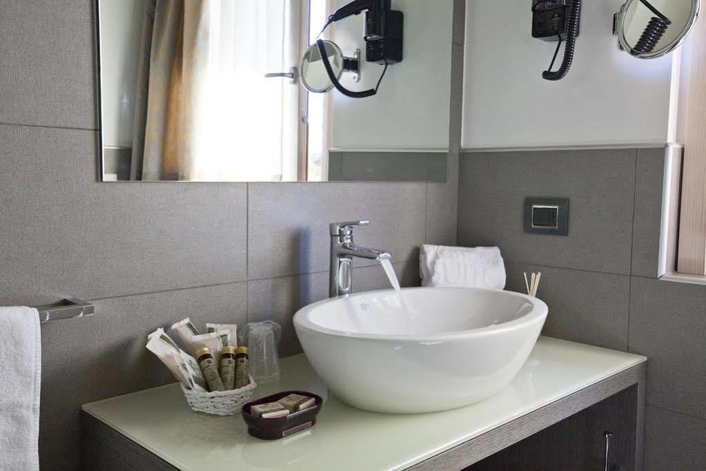 Harmony Suite Hotel Selvino Ngoại thất bức ảnh